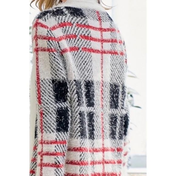 Red Ivory Fuzzy Eyelash Plaid Pattern Coatigan Cardigan Knit Sweater - Picture 4 of 4